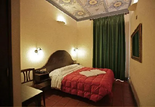 Hotel Panda 2*