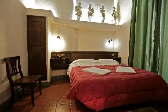 Hotel Panda 2*