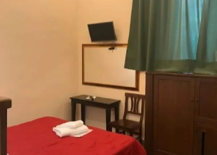 Hotel Panda 2*